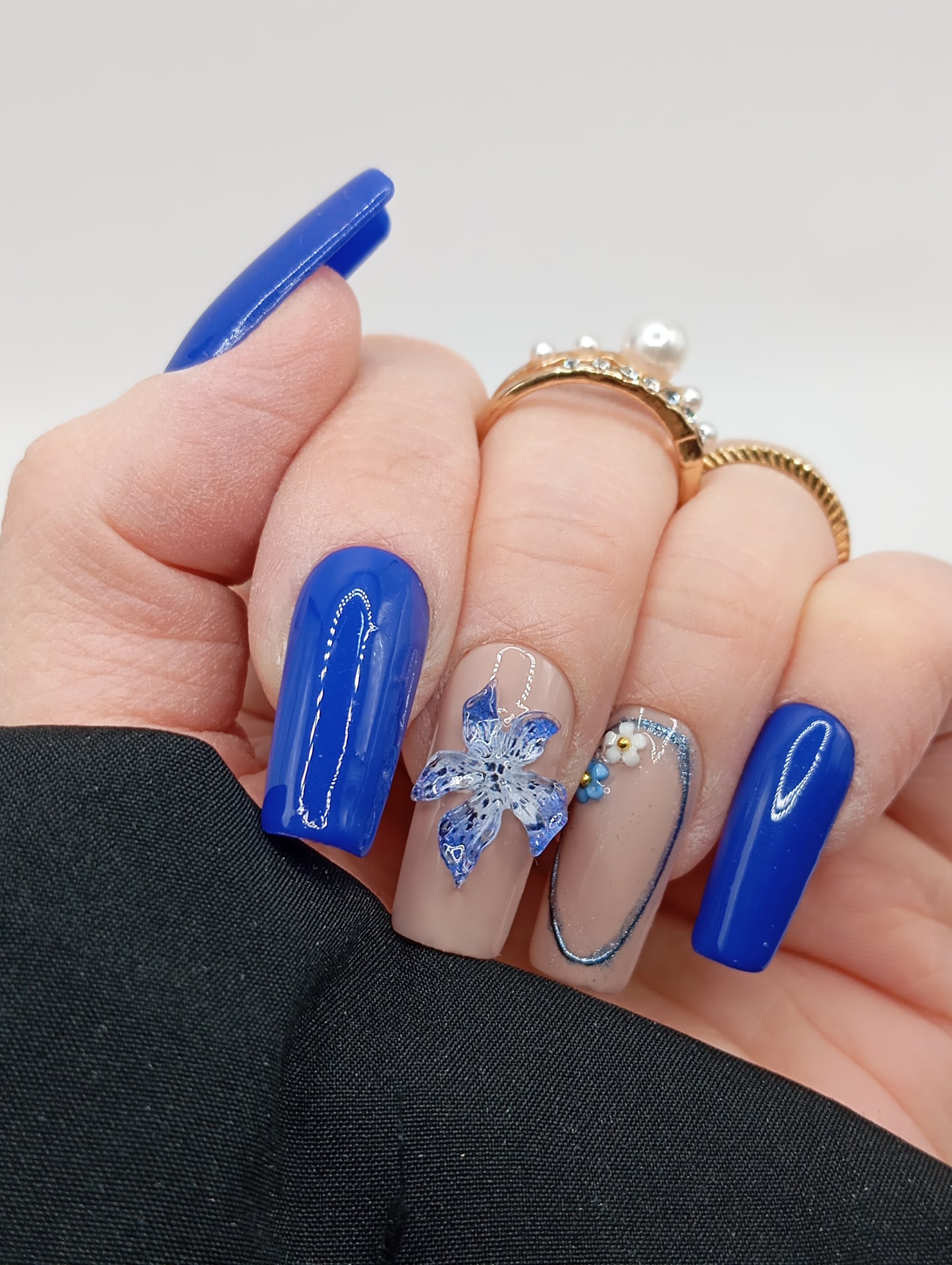 Press-On Nails Carrés Bleu Fleurs 3D
