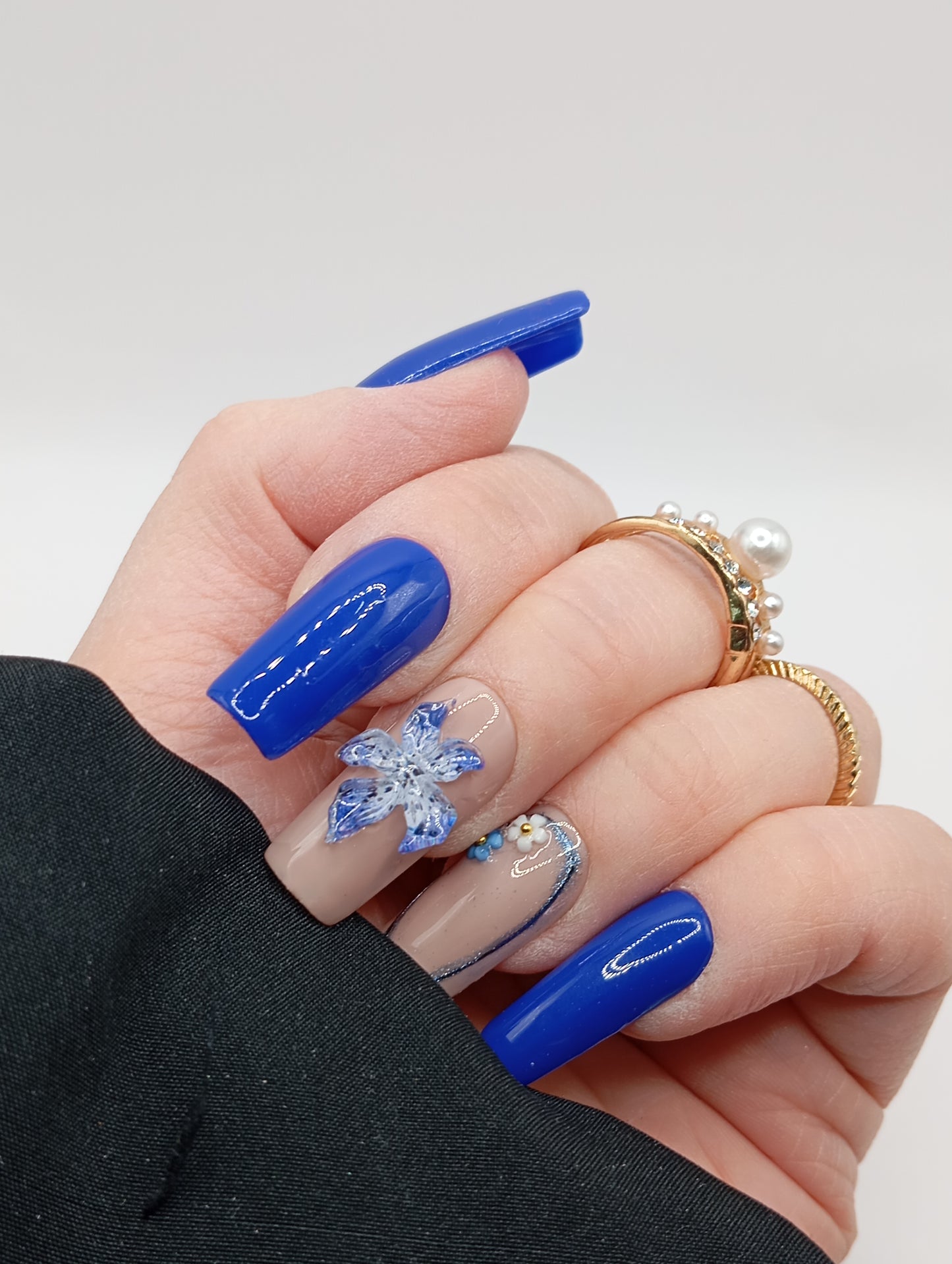Press-On Nails Carrés Bleu Fleurs 3D