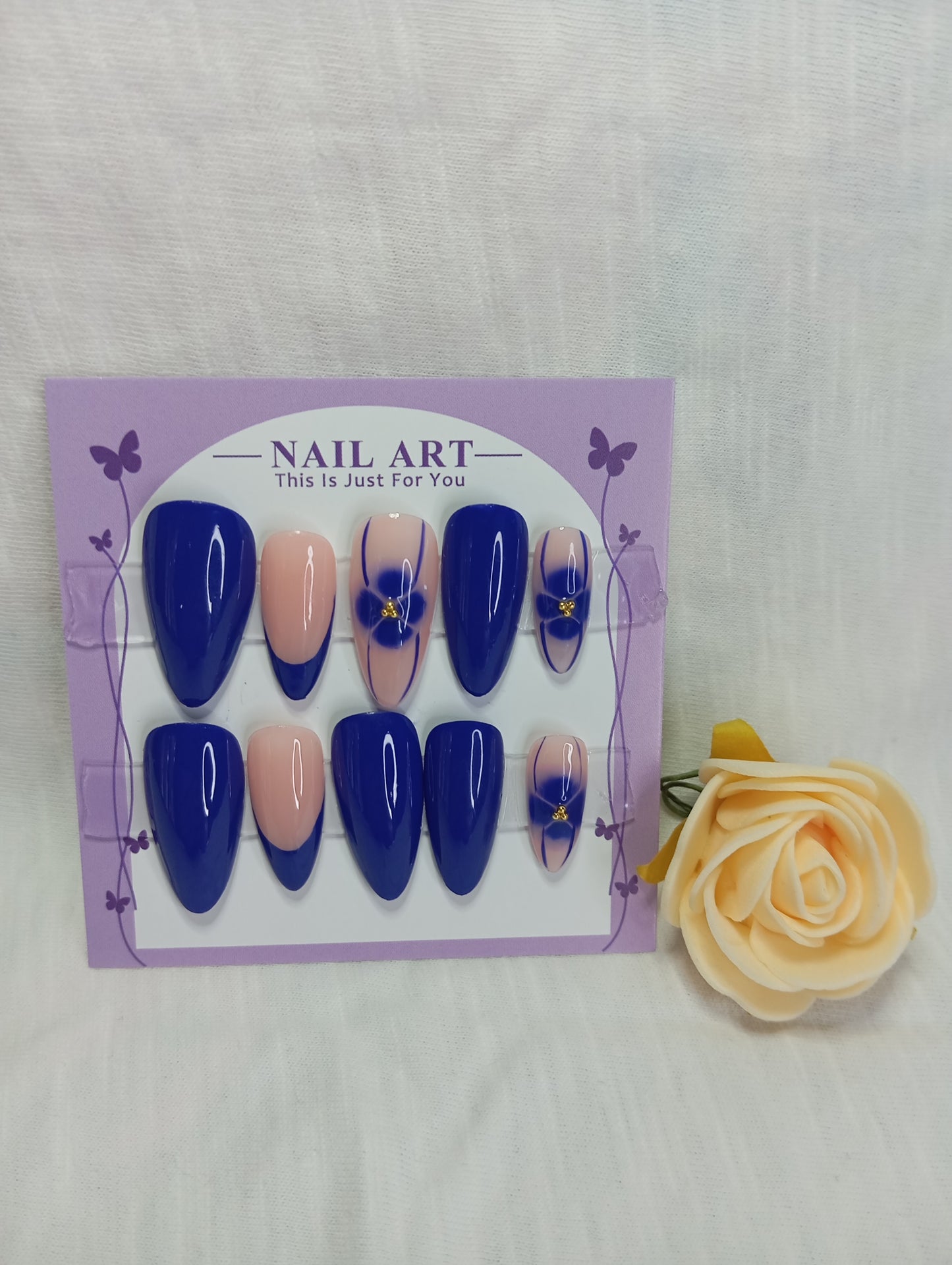 Press-on Nails "Fleur de Cobalt"