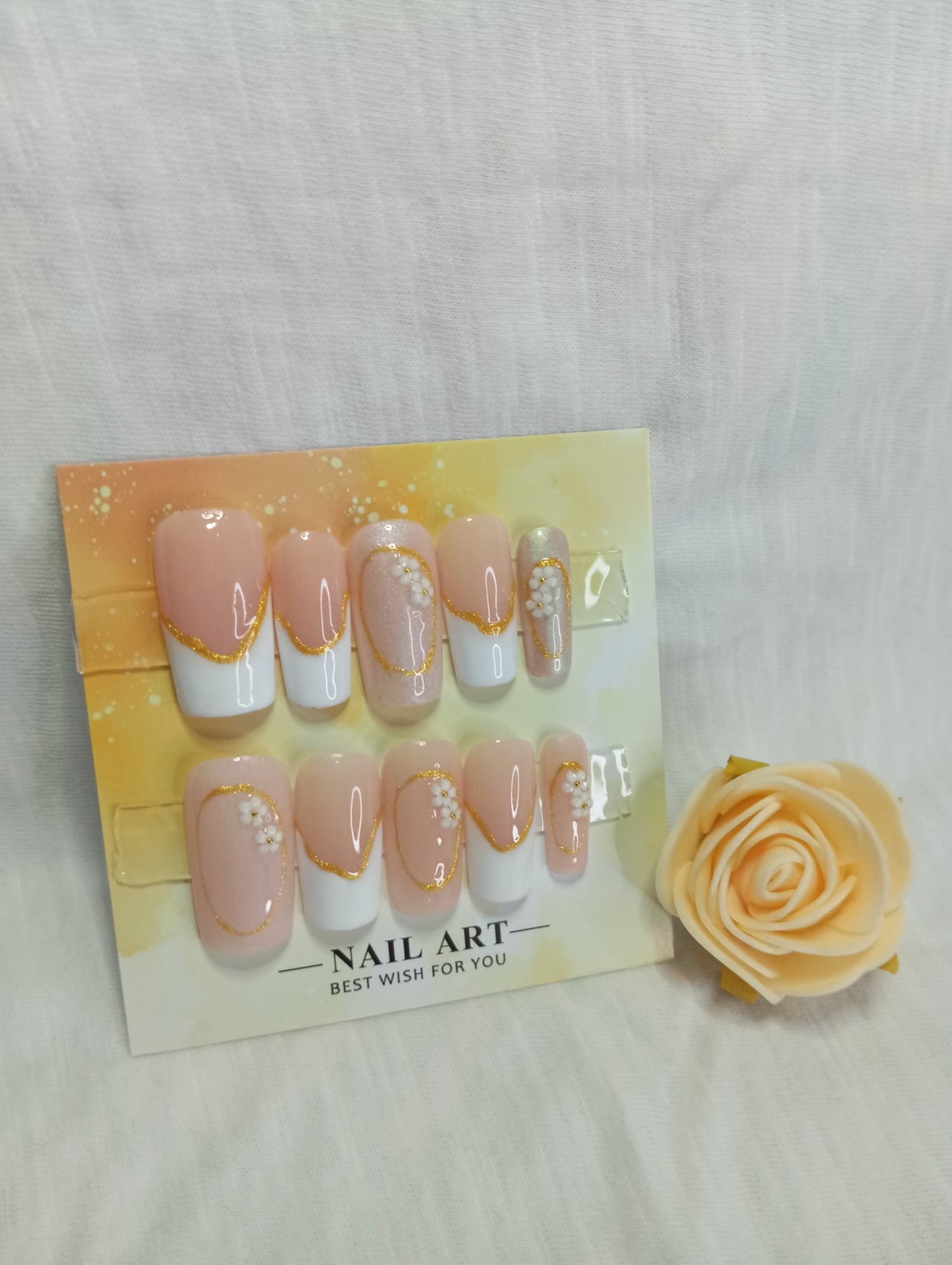 Press-On Nails "FRENCH GOLD FLOWER"