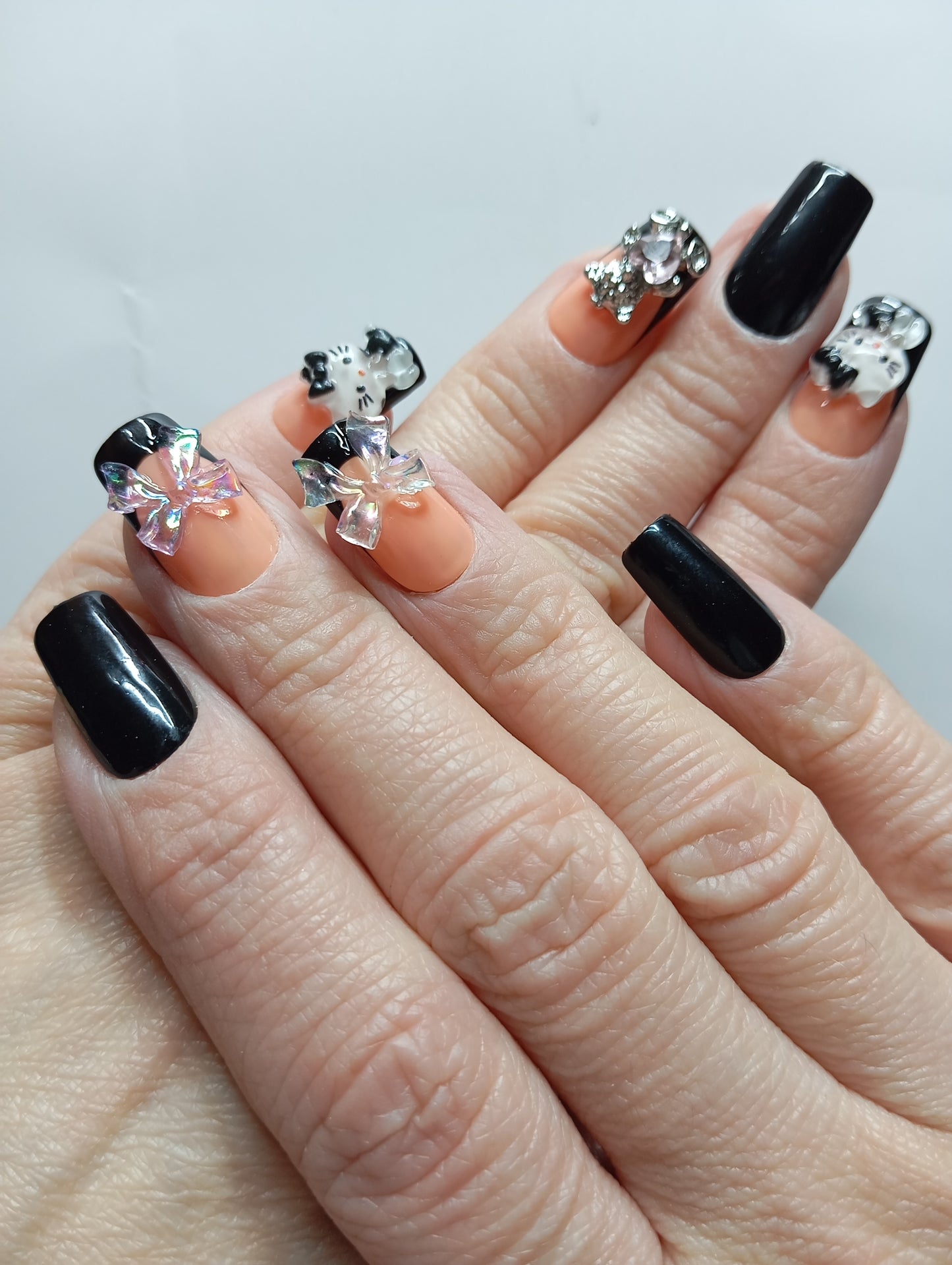 Modèle “Black Kitty Glam”