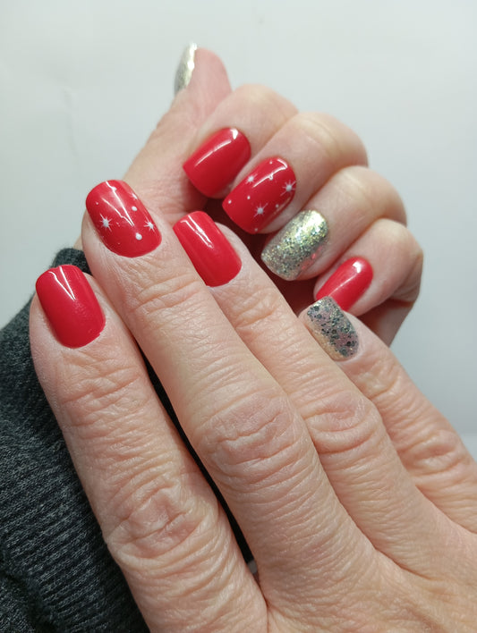 ⭐ STARRY RED - Press-On Nails Édition Noël
