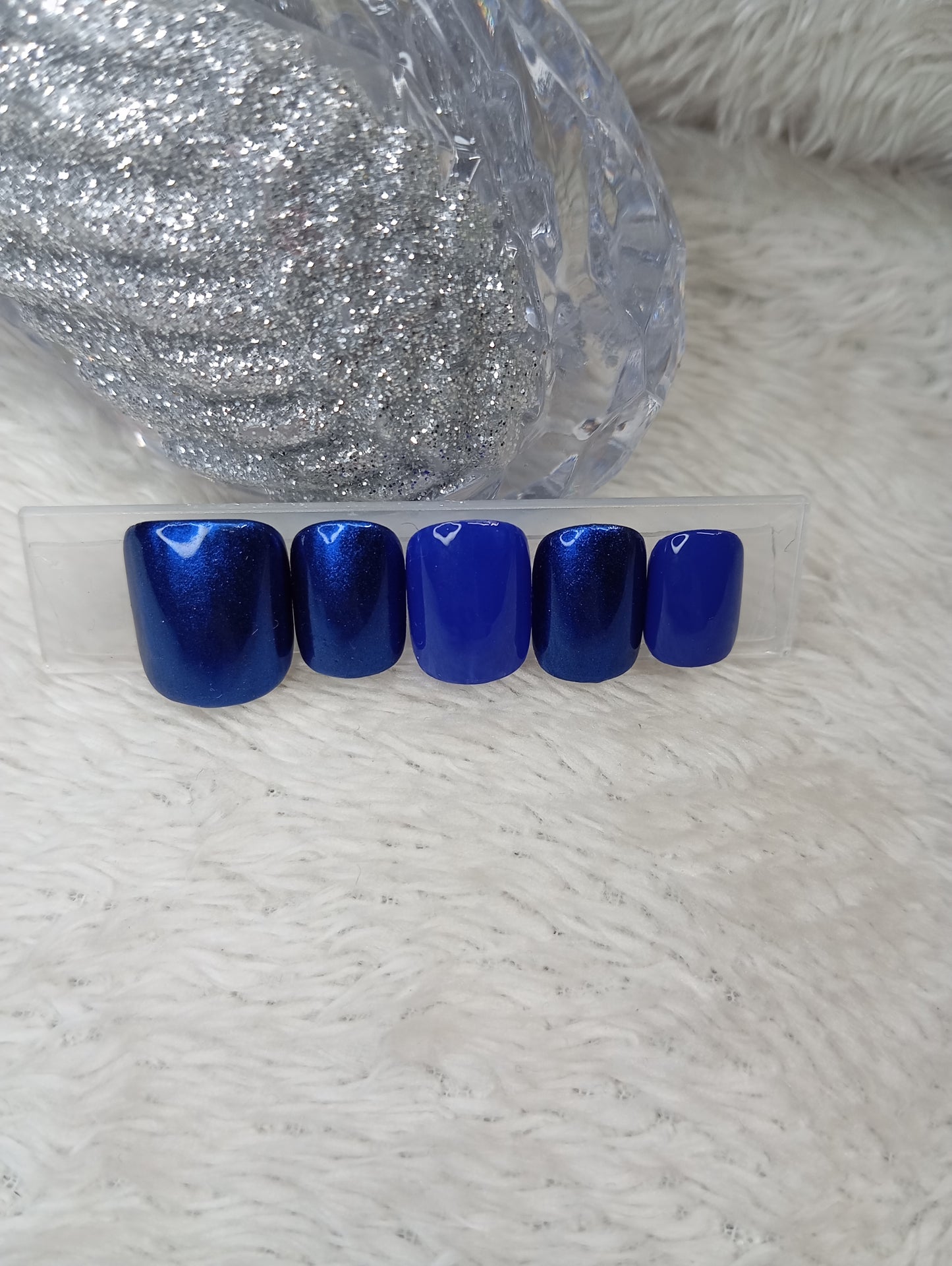💎 BLUE ELEGANCE - Press-On Nails