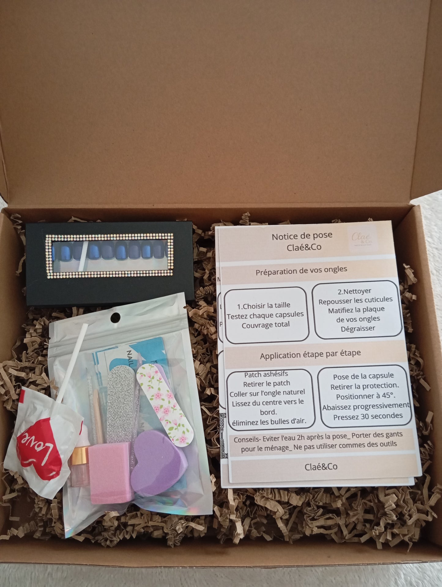 👉 Box Press On Nails – Claé&Co