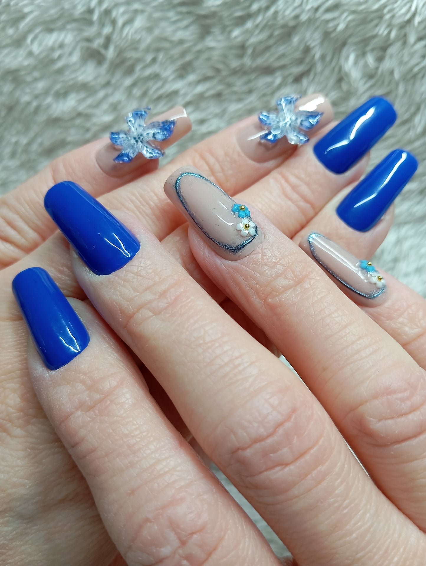 Press On Nails – Bleu Royal & Fleurs 3D